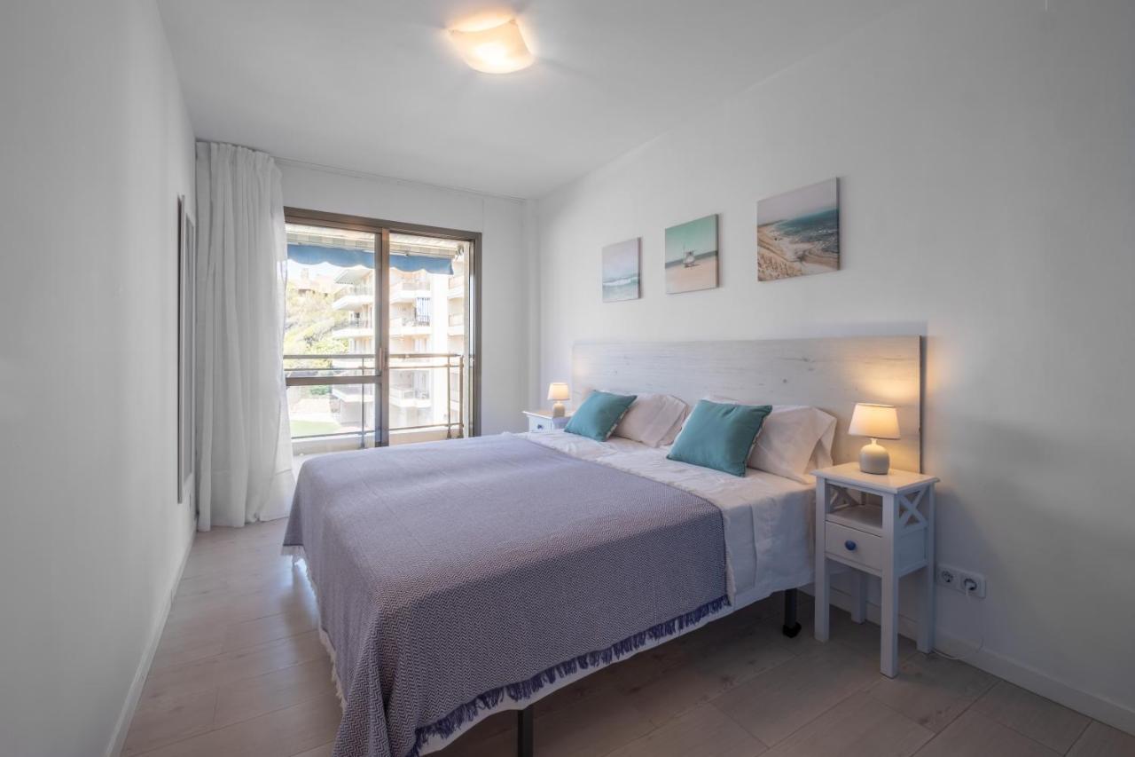 Mar Y Brisa Apartment Салоу Екстериор снимка